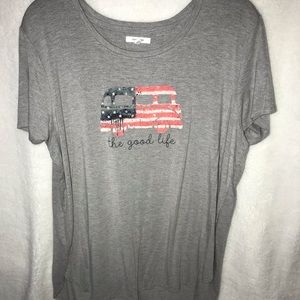 Maurice's gray t-shirt